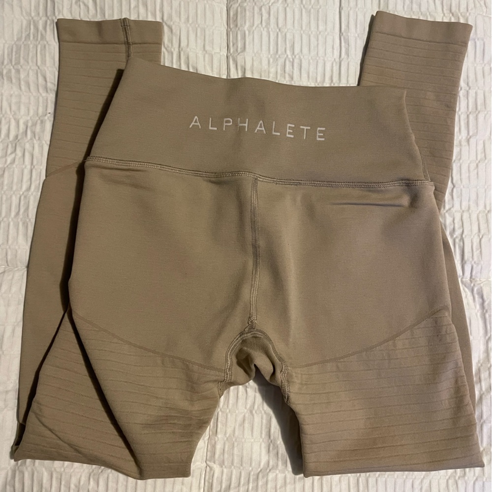 Alphalete revival leggings